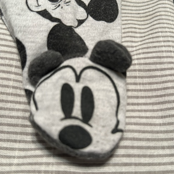 Disney baby 3-6 months pajamas - Picture 3 of 4